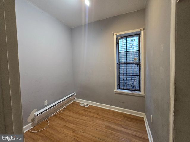 2252 N CAMAC ST, Philadelphia, PA 19133