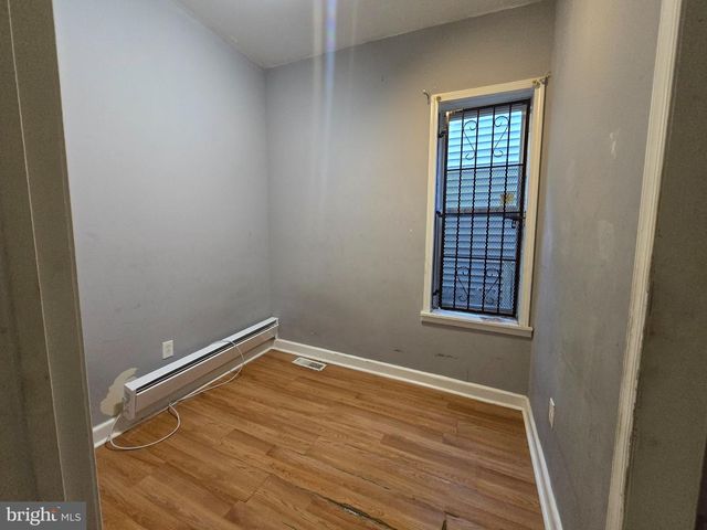 2252 N CAMAC ST, Philadelphia, PA 19133