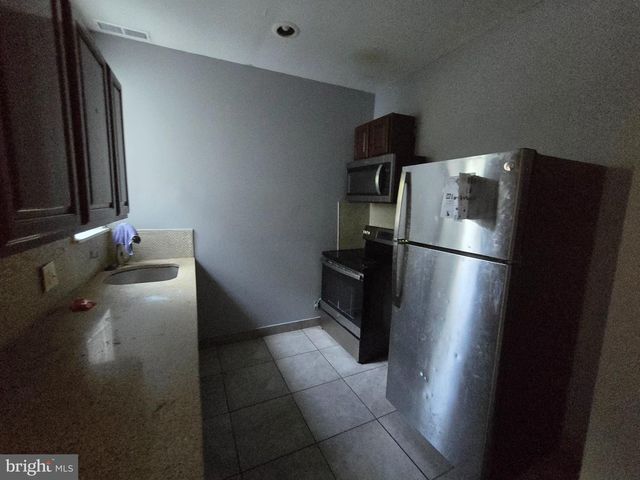 2252 N CAMAC ST, Philadelphia, PA 19133