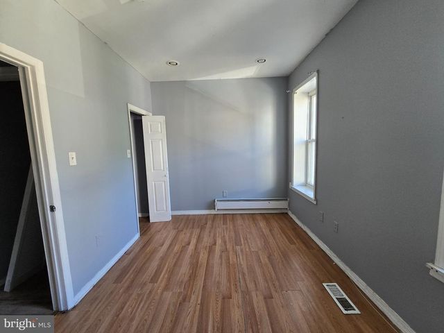 2252 N CAMAC ST, Philadelphia, PA 19133