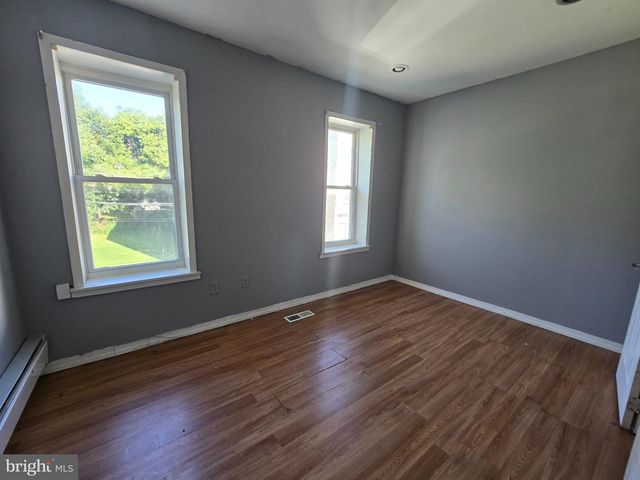 2252 N CAMAC ST, Philadelphia, PA 19133