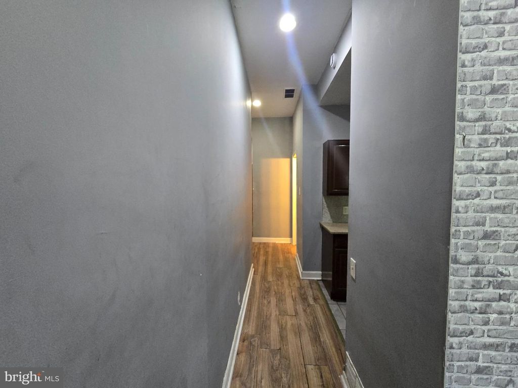 2252 N CAMAC ST, PHILADELPHIA, PA 19133 — photo 5
