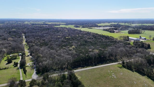 1 Pyles Rd, Chapel Hill, TN 37034