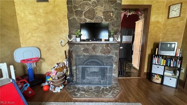 417 2nd Street NE, New Philadelphia, OH 44663