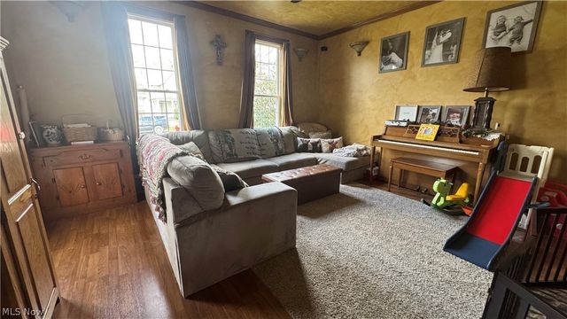 417 2nd Street NE, New Philadelphia, OH 44663