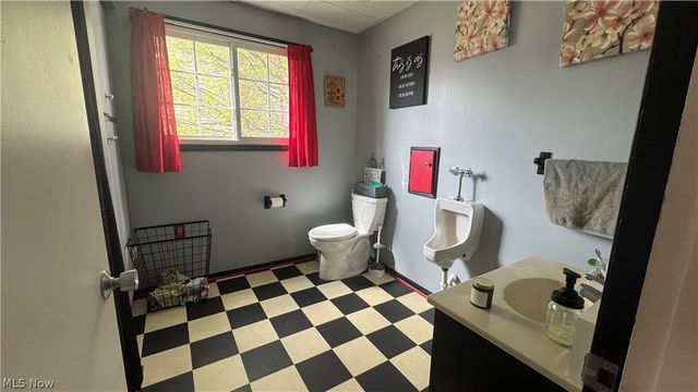 417 2nd Street NE, New Philadelphia, OH 44663