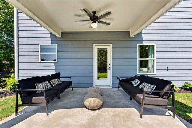 555 Any Street, Powder Springs, GA 30127