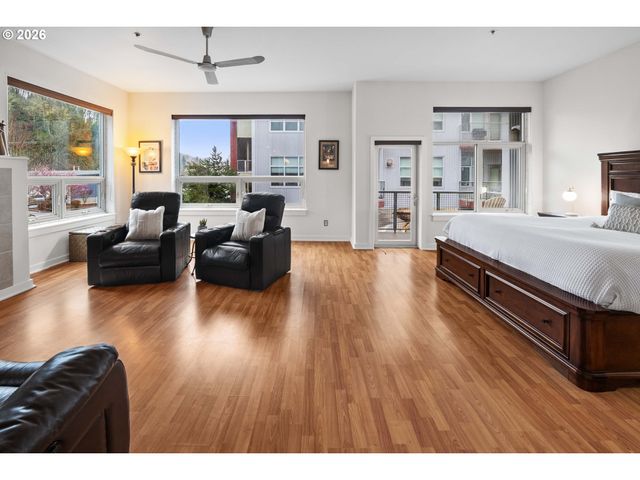 3990 ABBEY Ln 201B, Astoria, OR 97103