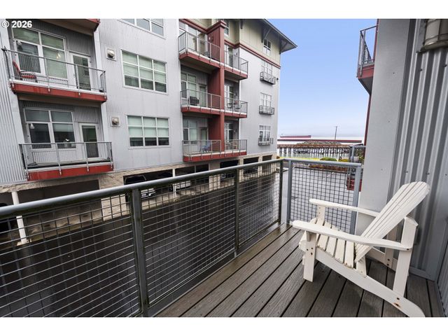 3990 ABBEY Ln 201B, Astoria, OR 97103