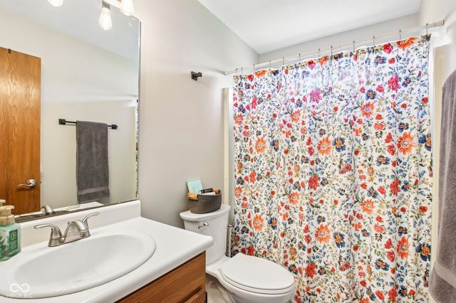 1212 Paul Drive, Indianapolis, IN 46229