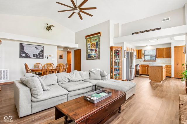 1212 Paul Drive, Indianapolis, IN 46229