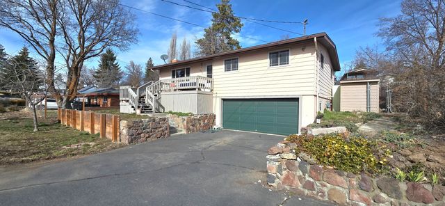 227 Soquel Street, Klamath Falls, OR 97601