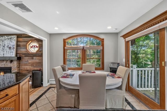 34 Sweetman Ln, West Milford Twp., NJ 07480