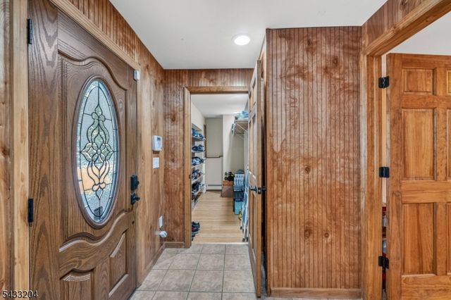 34 Sweetman Ln, West Milford Twp., NJ 07480