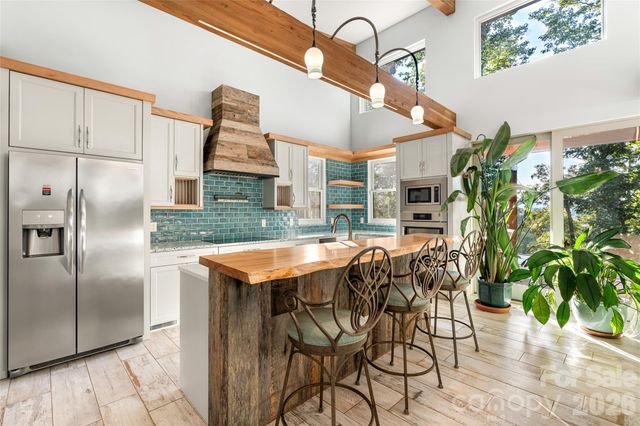 34 Bee Balm Way, Asheville, NC 28804