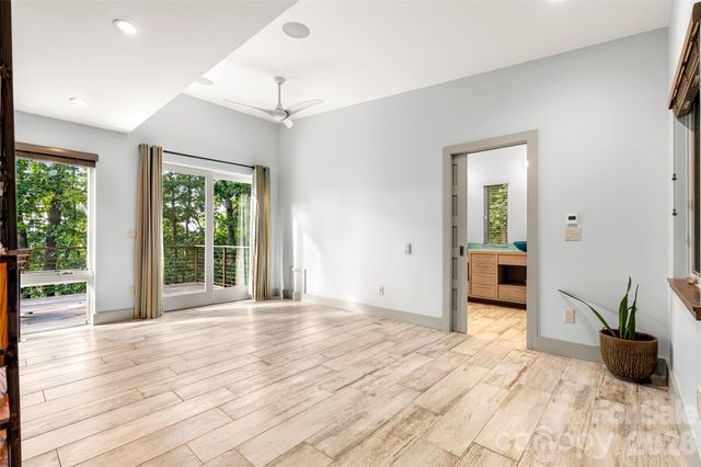 34 Bee Balm Way, Asheville, NC 28804