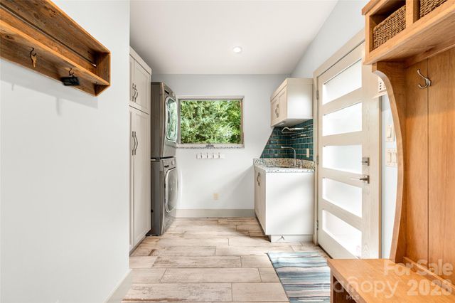34 Bee Balm Way, Asheville, NC 28804