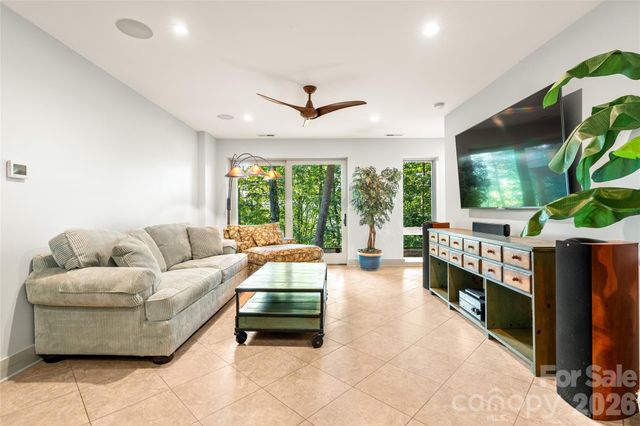 34 Bee Balm Way, Asheville, NC 28804