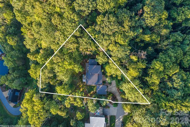 34 Bee Balm Way, Asheville, NC 28804
