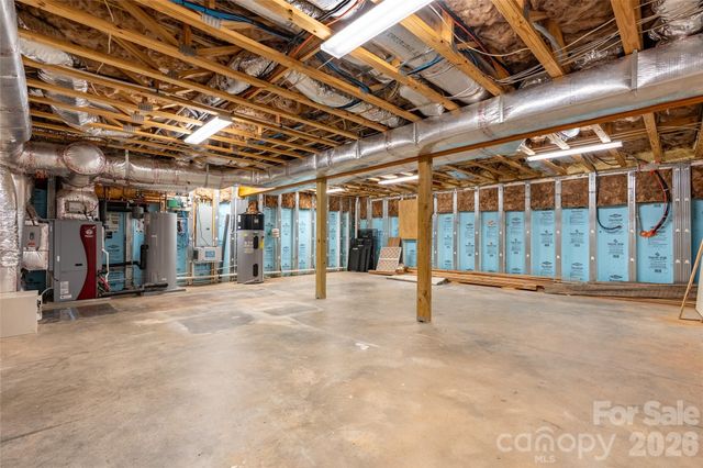 34 Bee Balm Way, Asheville, NC 28804