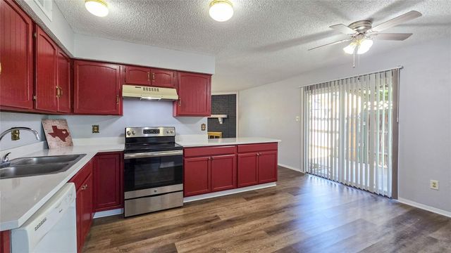 1526 Toyah Creek Lane, Garland, TX 75040