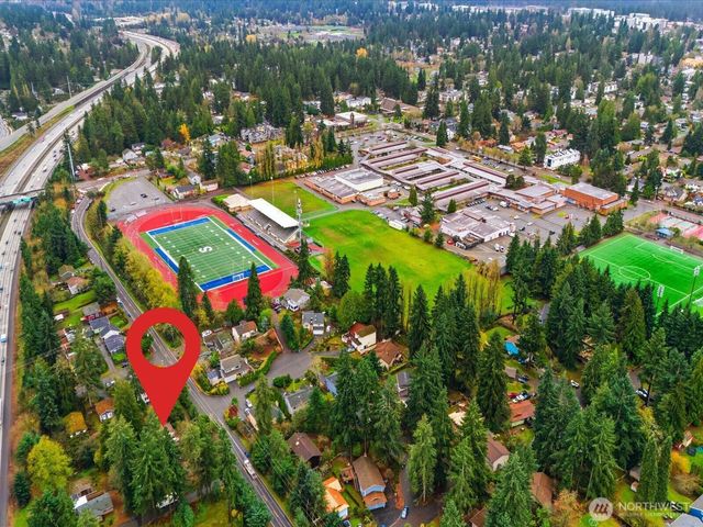 18916 5th Avenue NE, Shoreline, WA 98155