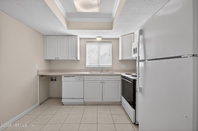3865 CAMPENERO Court 1, Jacksonville, FL 32217