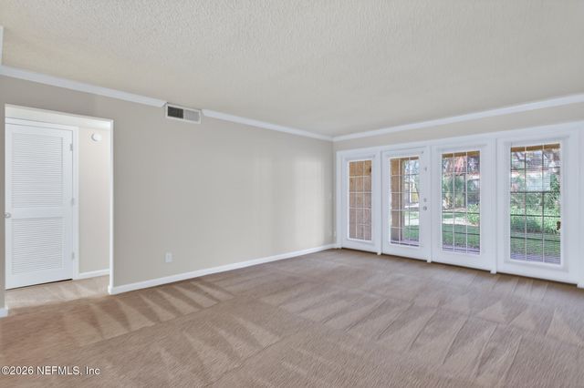 3865 CAMPENERO Court 1, Jacksonville, FL 32217