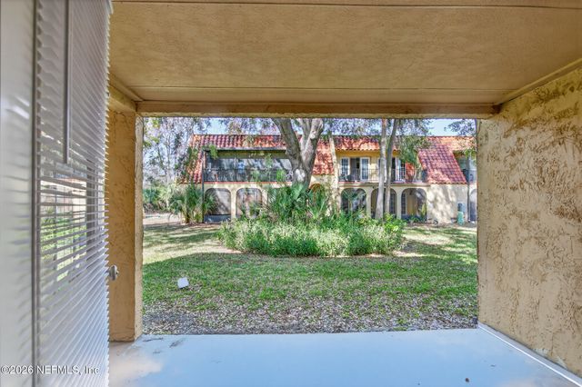 3865 CAMPENERO Court 1, Jacksonville, FL 32217
