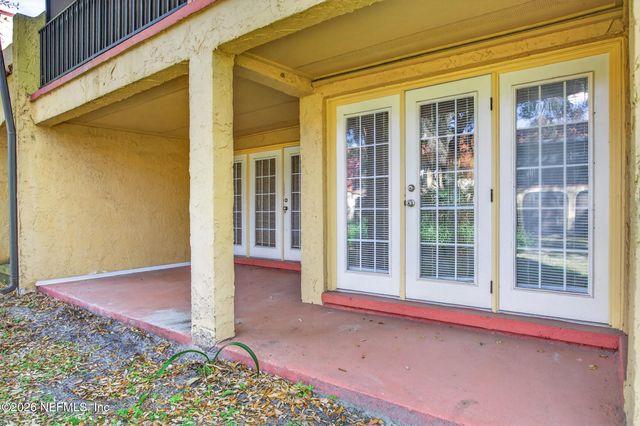 3865 CAMPENERO Court 1, Jacksonville, FL 32217