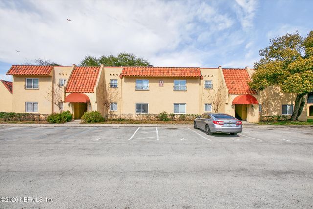 3865 CAMPENERO Court 1, Jacksonville, FL 32217