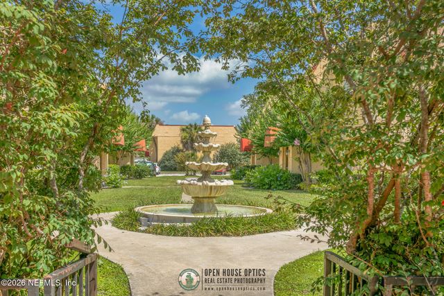 3865 CAMPENERO Court 1, Jacksonville, FL 32217