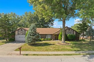1027 Shadow Ridge Crossing, O'fallon, IL 62269