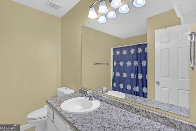 1743 Mission Park Drive, Loganville, GA 30052