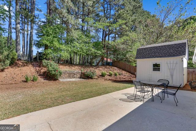 1743 Mission Park Drive, Loganville, GA 30052