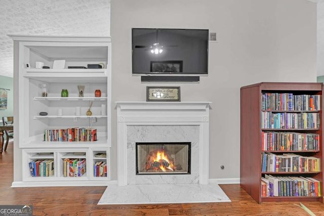 1743 Mission Park Drive, Loganville, GA 30052