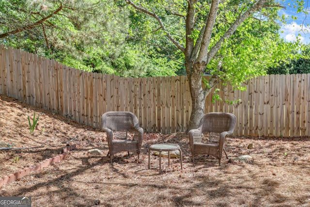 1743 Mission Park Drive, Loganville, GA 30052