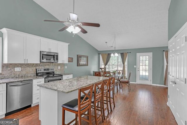 1743 Mission Park Drive, Loganville, GA 30052