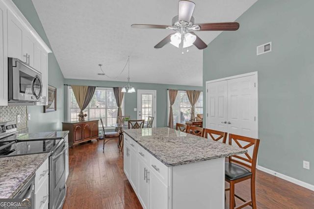 1743 Mission Park Drive, Loganville, GA 30052