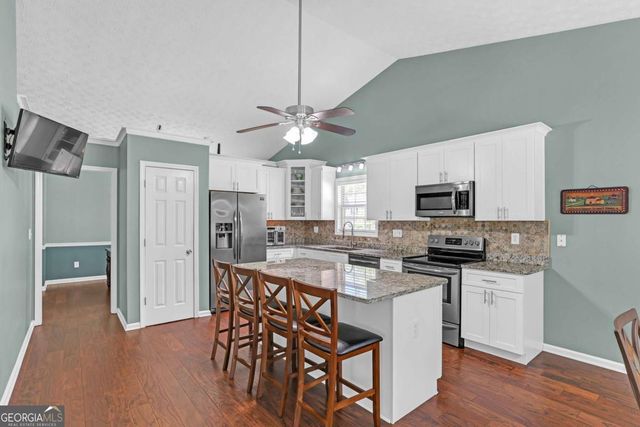 1743 Mission Park Drive, Loganville, GA 30052