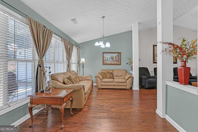 1743 Mission Park Drive, Loganville, GA 30052