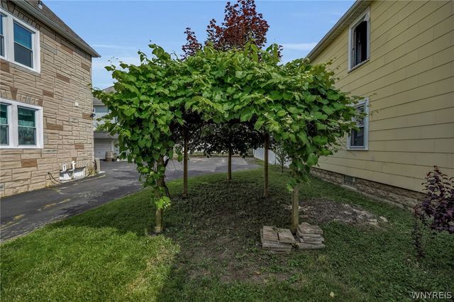 239 Roesch Avenue, Buffalo, NY 14207
