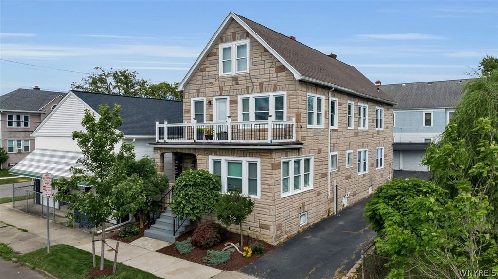 239 Roesch Avenue, Buffalo, NY 14207