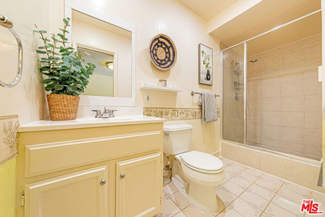 2537 Fairmount Avenue, La Crescenta, CA 91214