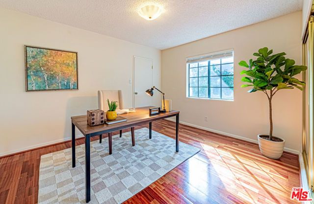 2537 Fairmount Avenue, La Crescenta, CA 91214