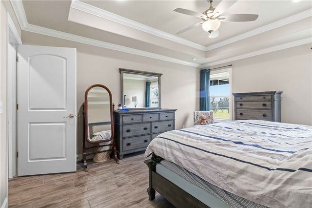 1353 Valle Lane, Tontitown, AR 72762