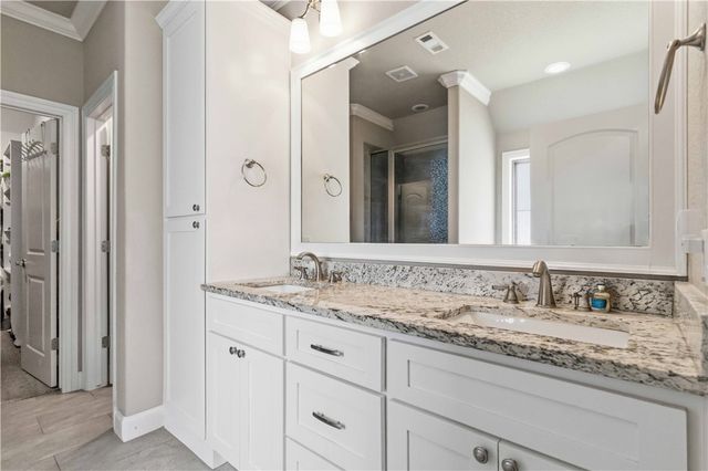 1353 Valle Lane, Tontitown, AR 72762