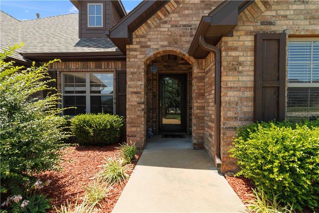 1353 Valle Lane, Tontitown, AR 72762