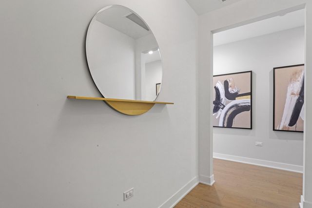 360 W Erie Street 5A, Chicago, IL 60654