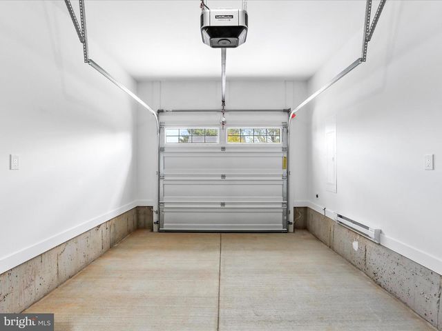 325 DEVONSHIRE RD, Hagerstown, MD 21740